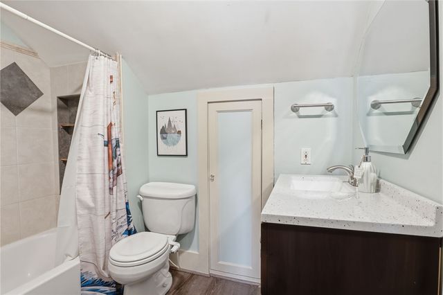 34 Woodrow Avenue, Irondequoit, NY 14609