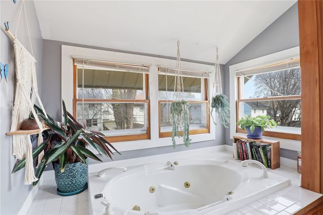 34 Woodrow Avenue, Irondequoit, NY 14609