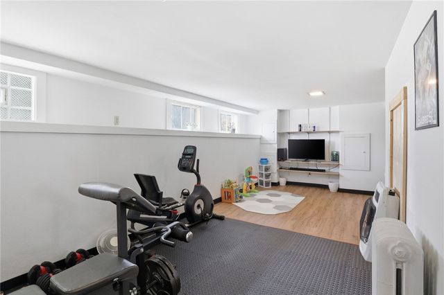 34 Woodrow Avenue, Irondequoit, NY 14609