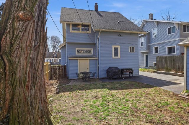 34 Woodrow Avenue, Irondequoit, NY 14609