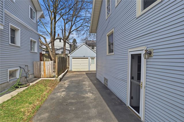 34 Woodrow Avenue, Irondequoit, NY 14609