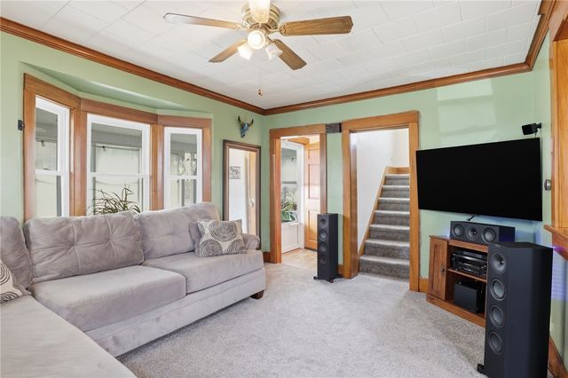 34 Woodrow Avenue, Irondequoit, NY 14609