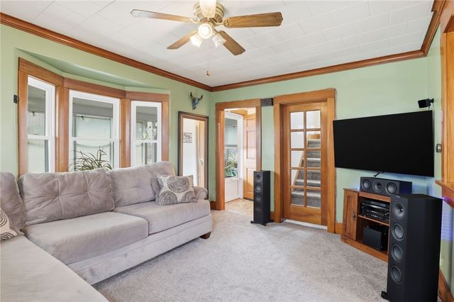 34 Woodrow Avenue, Irondequoit, NY 14609