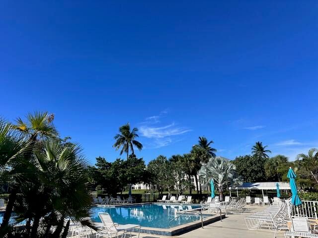 275 Palm Avenue C305, Jupiter, FL 33477