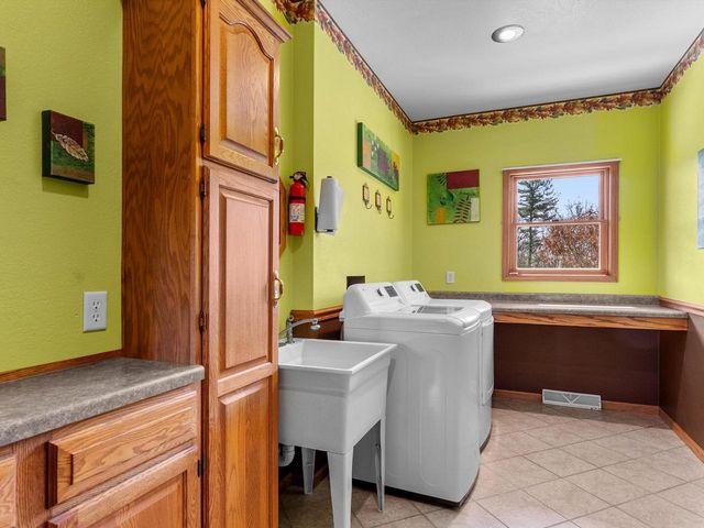 4818 Maplecrest Ridge ROAD, Whitelaw, WI 54247