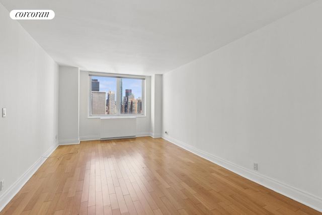 212 E 47th St Apt 28D, New York City, NY 10017