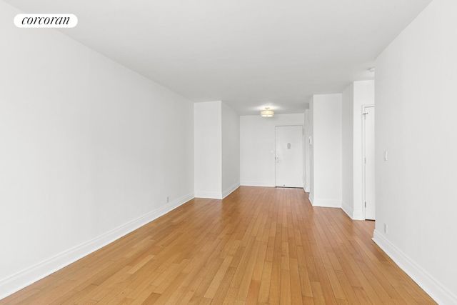 212 E 47th St Apt 28D, New York City, NY 10017