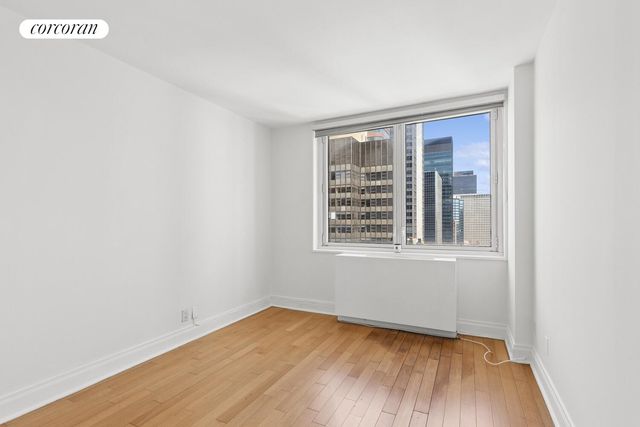 212 E 47th St Apt 28D, New York City, NY 10017