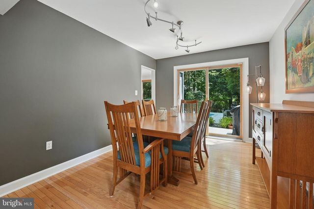 11817 BLUE SPRUCE RD, Reston, VA 20191