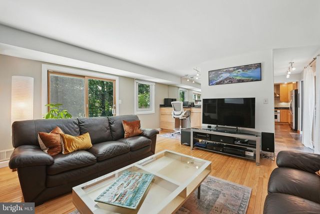 11817 BLUE SPRUCE RD, Reston, VA 20191