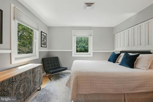 11817 BLUE SPRUCE RD, Reston, VA 20191