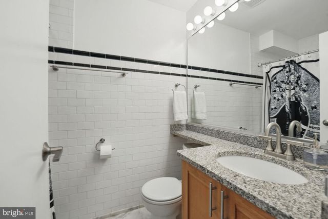 11817 BLUE SPRUCE RD, Reston, VA 20191