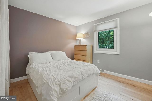 11817 BLUE SPRUCE RD, Reston, VA 20191