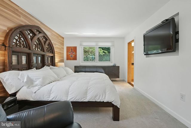 11817 BLUE SPRUCE RD, Reston, VA 20191