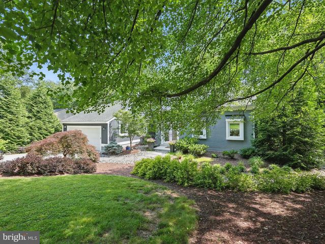 11817 BLUE SPRUCE RD, Reston, VA 20191
