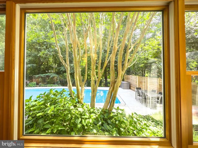 11817 BLUE SPRUCE RD, Reston, VA 20191