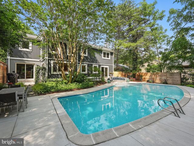 11817 BLUE SPRUCE RD, Reston, VA 20191