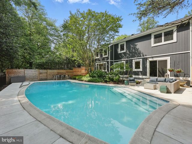 11817 BLUE SPRUCE RD, Reston, VA 20191