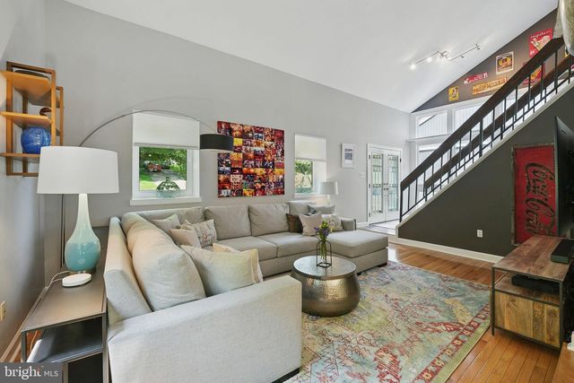 11817 BLUE SPRUCE RD, Reston, VA 20191