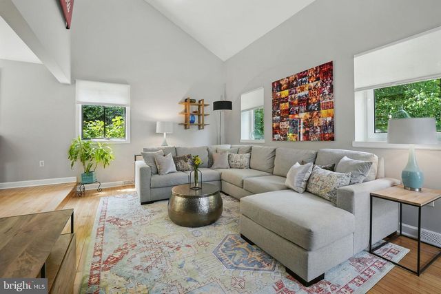 11817 BLUE SPRUCE RD, Reston, VA 20191