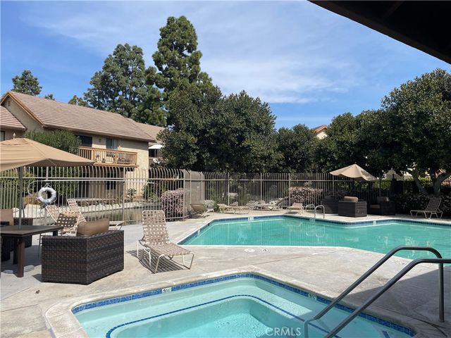 89 Lemon Grove, Irvine, CA 92618