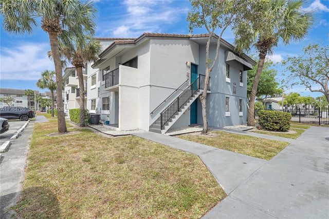 7160 NW 179th St 211, Hialeah, FL 33015