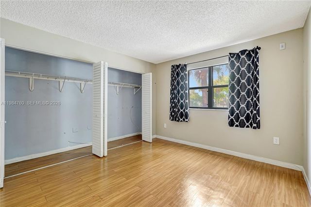 7160 NW 179th St 211, Hialeah, FL 33015