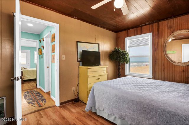 1714 N Shore Drive, Surf City, NC 28445