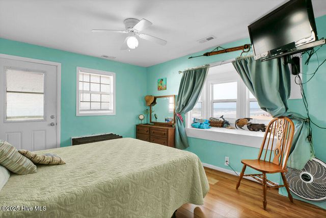 1714 N Shore Drive, Surf City, NC 28445