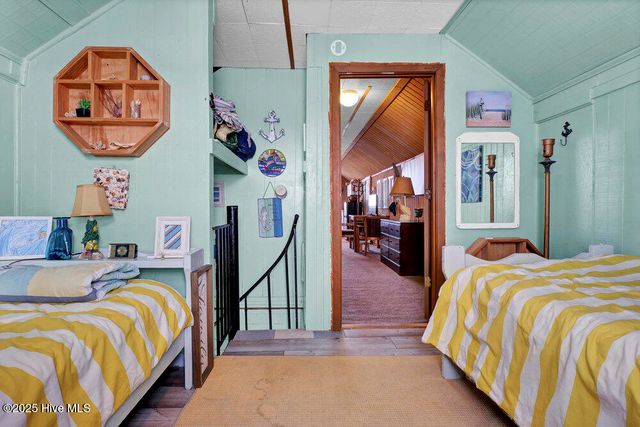 1714 N Shore Drive, Surf City, NC 28445