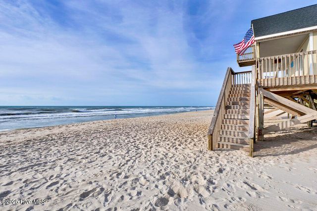 1714 N Shore Drive, Surf City, NC 28445