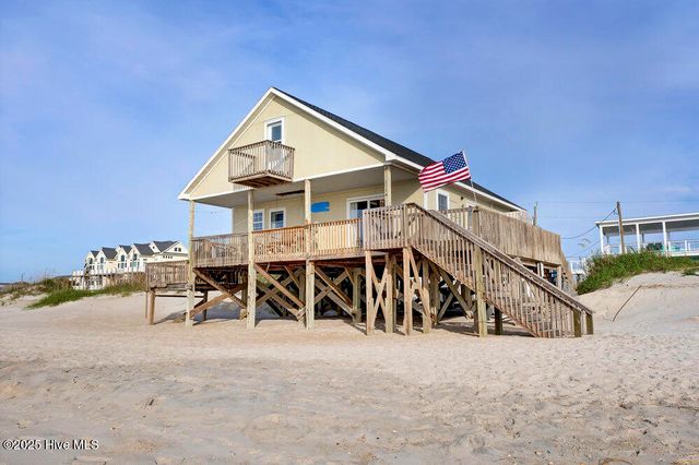 1714 N Shore Drive, Surf City, NC 28445