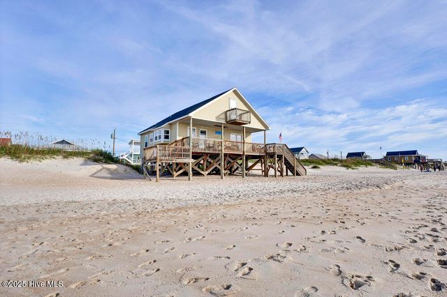1714 N Shore Drive, Surf City, NC 28445