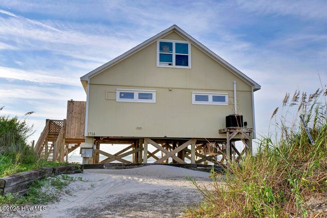 1714 N Shore Drive, Surf City, NC 28445