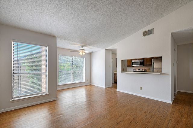 2109 Rainbow Drive 4420, Arlington, TX 76011