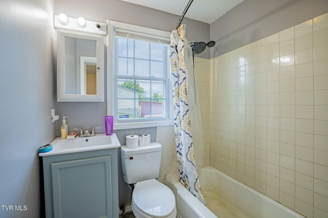 1714 East Millard Street, Johnson City, TN 37601