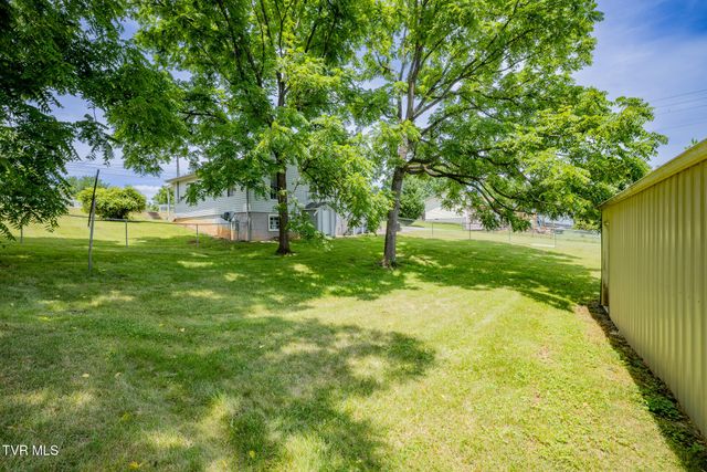 1714 East Millard Street, Johnson City, TN 37601
