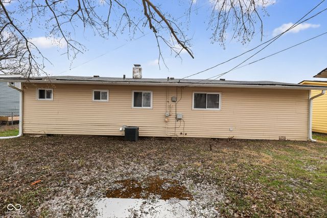 2118 Newcomer Lane, Beech Grove, IN 46107