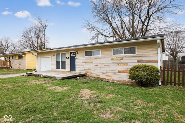 2118 Newcomer Lane, Beech Grove, IN 46107