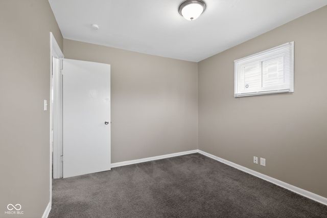 2118 Newcomer Lane, Beech Grove, IN 46107