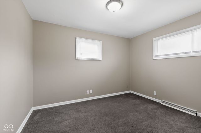 2118 Newcomer Lane, Beech Grove, IN 46107