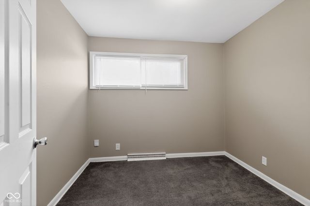 2118 Newcomer Lane, Beech Grove, IN 46107