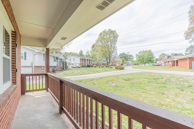 13 Edgewood Circle, Fort Oglethorpe, GA 30742