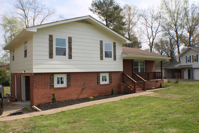 13 Edgewood Circle, Fort Oglethorpe, GA 30742