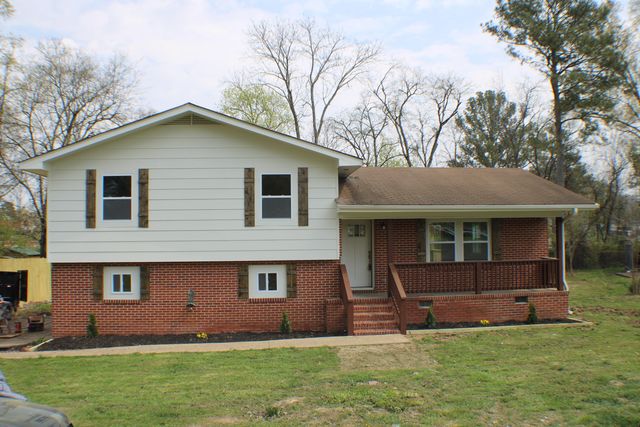 13 Edgewood Circle, Fort Oglethorpe, GA 30742
