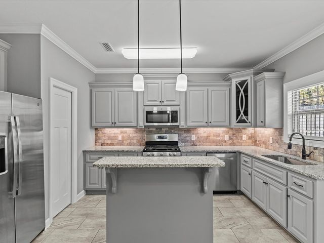 217 Savannah Drive, Enterprise, AL 36330