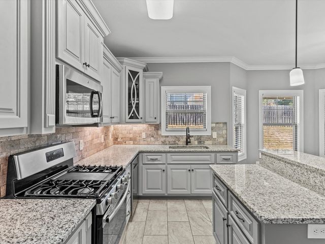 217 Savannah Drive, Enterprise, AL 36330