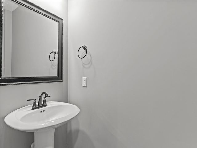 217 Savannah Drive, Enterprise, AL 36330