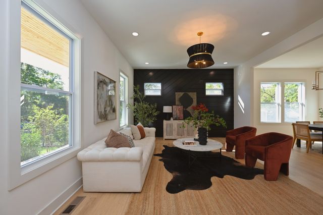 1212 Stockell St, Nashville, TN 37207