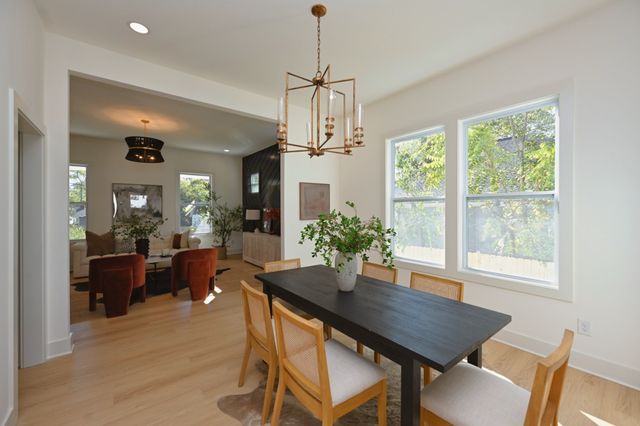 1212 Stockell St, Nashville, TN 37207